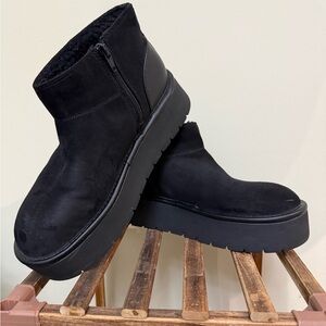 Wild Fable Black Platform Ankle Boots - Suede Look 8